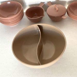 Vintage mid century modern Melmac Boonton large contour divided serving bowl